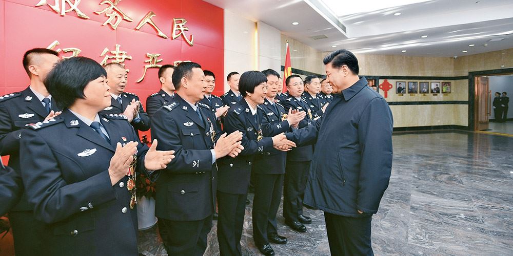 习近平：坚持走中国特色社会主义法治道路 更好推进中国特色社会主义法治体系大众线上博彩